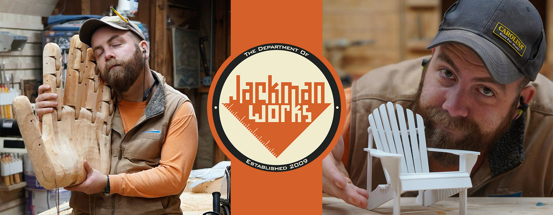 Jackman sostiene una gran mano de madera y posa junto a una silla de jardín en miniatura. Logotipo de Jackman Works: Departamento de Jackman Works, establecido en 2009.